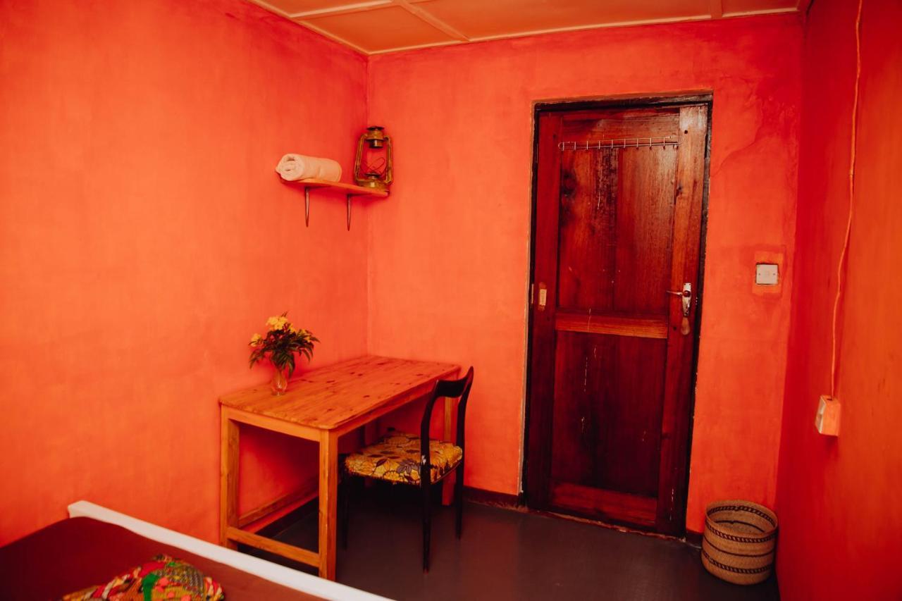 Emmy Backpackers Hostel Iringa Exterior foto